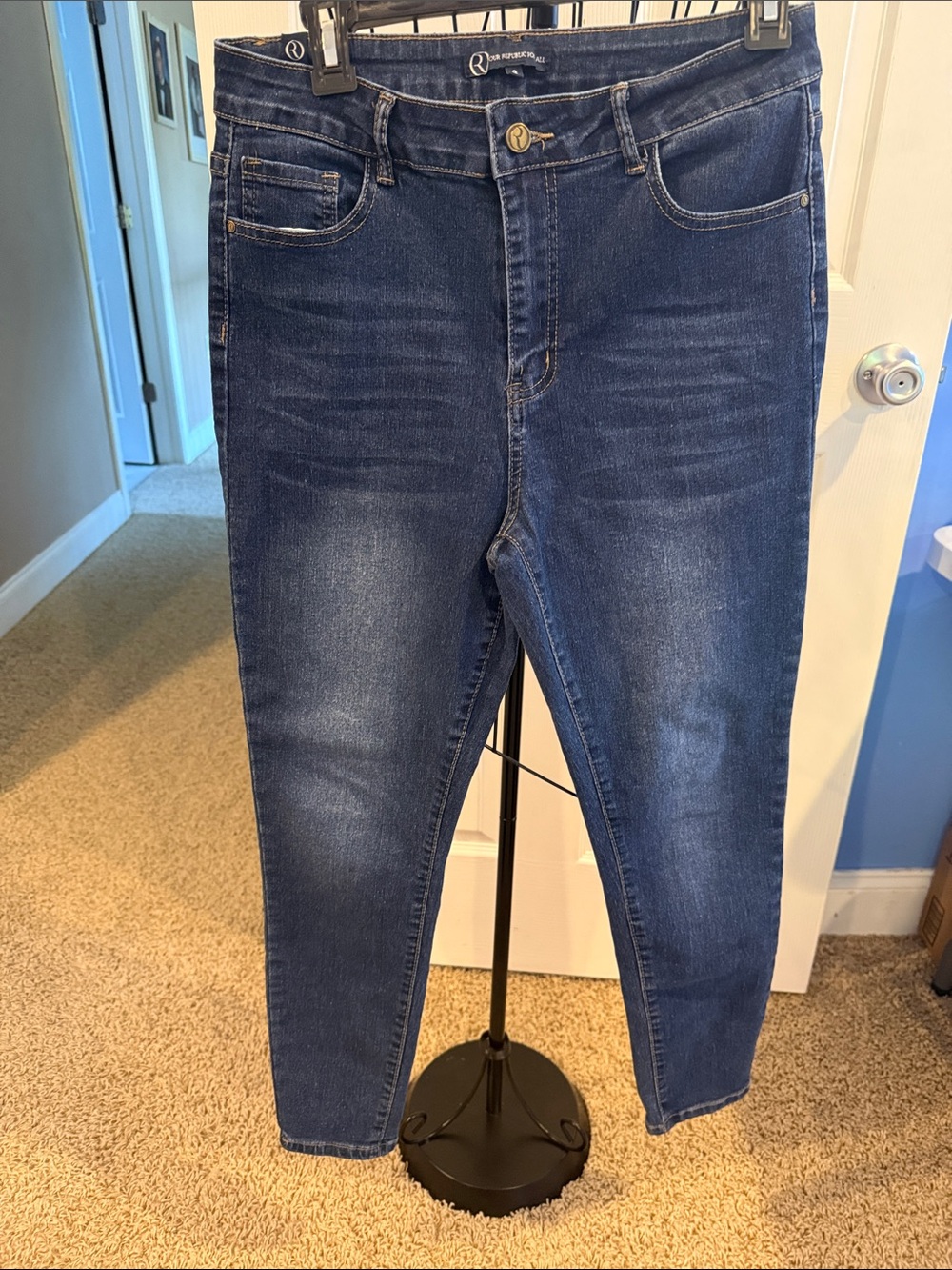 Our Republic for All Women’s Dark Blue Skinny Jeans — Stretch Denim Size 8
